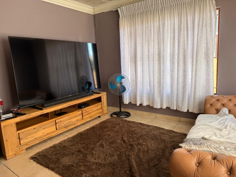 3 Bedroom Property for Sale in Tlhabane West North West